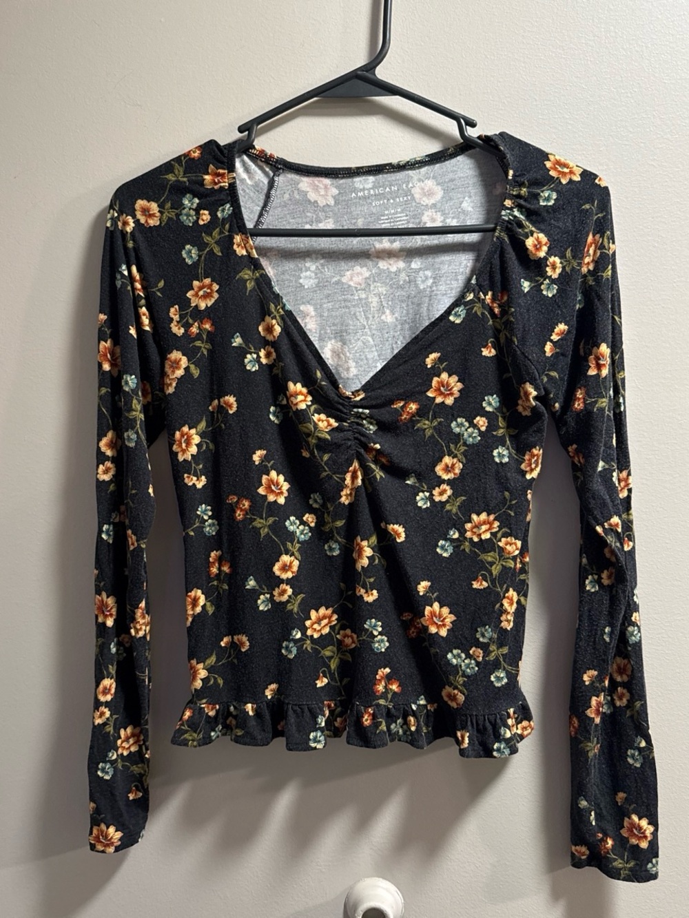 American Eagle Outfitters Black Floral Twist-Front Ruffle Hem Top